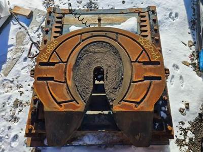 Holland AIR SLIDE Fifth Wheel for a 2016 Volvo VNL