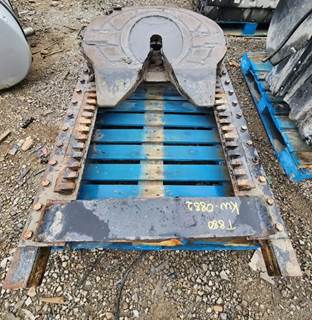 Holland FW35M836XL00 Fifth Wheel for a 2021 Kenworth T880