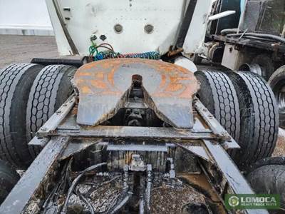 Holland AIR SLIDE Fifth Wheel for a 2003 International 9900I