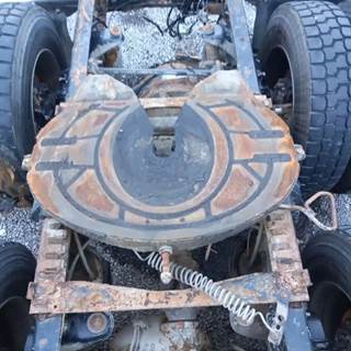 Holland STATIONARY Fifth Wheel for a 2015 Peterbilt 389