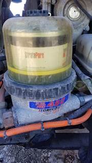 Detroit DD15 Fuel / Water Separator for a 2013 Freightliner Cascadia 125