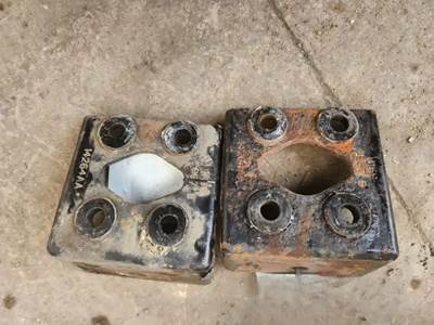 International 9400i Flywheel Housing