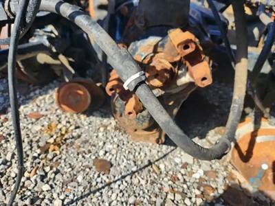 Meritor-Rockwell RT46-164 Cutoff for a 2000 Mack CH613