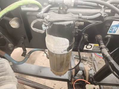 Cummins ISX15 Fuel / Water Separator for a 2022 Kenworth T680