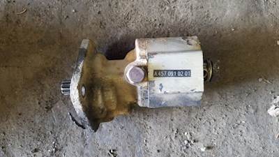 Mercedes-Benz OM460LA Fuel Gear Pump for a 2005 Sterling LT9500