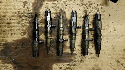 Detroit DD15 for a 2013 Freightliner Cascadia 125