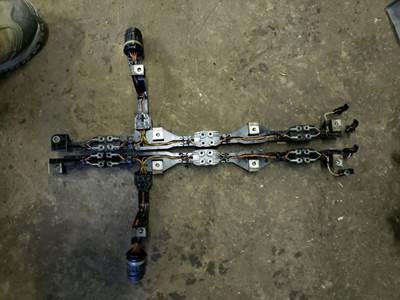 Detroit DD15 for a 2013 Freightliner Cascadia 125