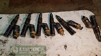 Caterpillar C15 Fuel Injector for a 2004 Kenworth T800