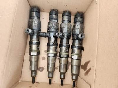 Detroit DD15 Fuel Injector for a 2012 Western Star 4900FA