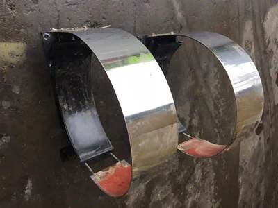 Kenworth W900 Fuel Tank Strap / Bracket