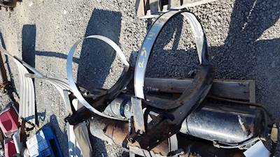 International 9300 Fuel Tank Strap / Bracket