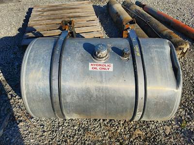 International 9900i Fuel Tank Strap / Bracket