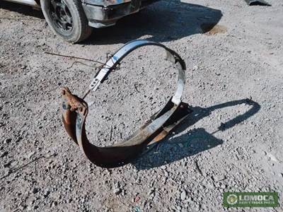 Kenworth T600 Fuel Tank Strap / Bracket for a 2009 Kenworth T660
