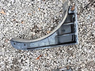 Peterbilt 386 Fuel Tank Strap / Bracket