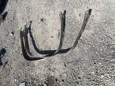 Volvo VNL Fuel Tank Strap / Bracket