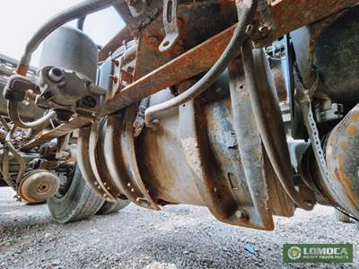 Volvo VNL Left Fuel Tank Strap / Bracket