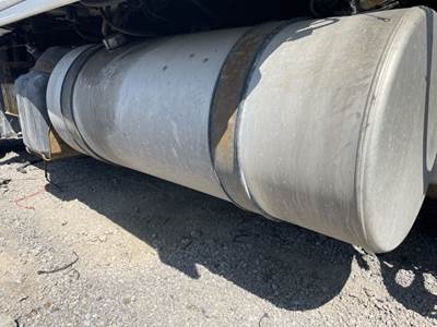 Freightliner Cascadia 125 Left Fuel Tank