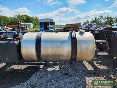 Freightliner Cascadia Left Fuel Tank for a 2018 Freightliner Cascadia 123