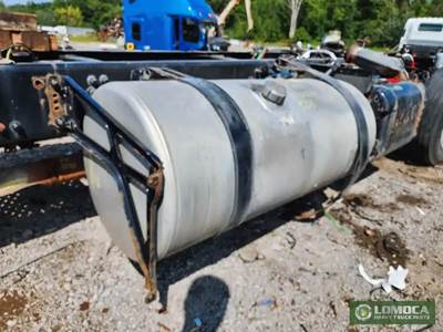 Freightliner Cascadia Right Fuel Tank for a 2018 Freightliner Cascadia 123