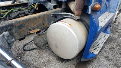 Freightliner Columbia 120 Right Fuel Tank