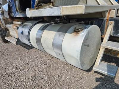 Kenworth T800 Left Fuel Tank