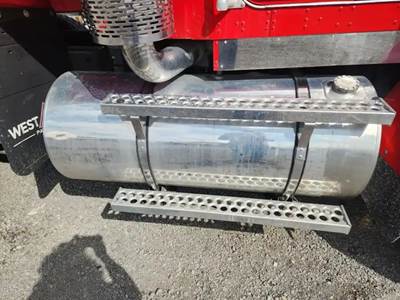 Kenworth T800 Right Fuel Tank