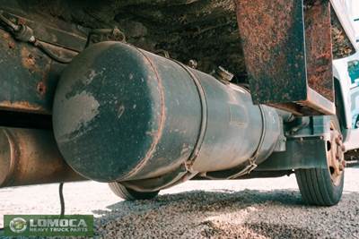 Mitsubishi FE85D Right Fuel Tank