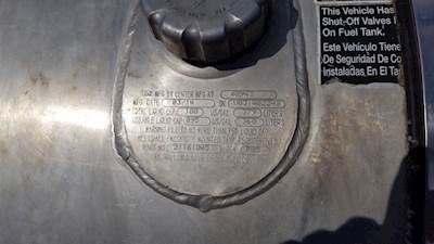 Volvo VNL Right Fuel Tank