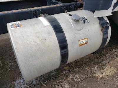 Volvo VNL Right Fuel Tank