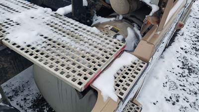 Volvo VNL Right Fuel Tank