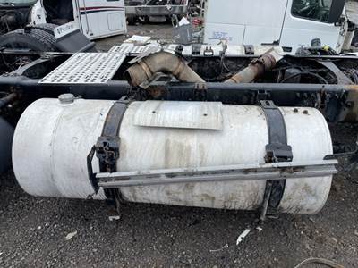 Volvo VNL Right Fuel Tank
