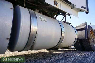 Volvo VNL Left Fuel Tank