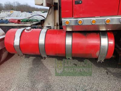 Western Star 4900FA Right Fuel Tank for a 2017 Western Star 4900 FA
