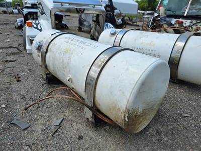 Western Star 4900FA Left Fuel Tank for a 2019 Western Star 4900 FA