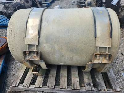 Western Star 4900SA Right Fuel Tank for a 2018 Western Star 4900 SA