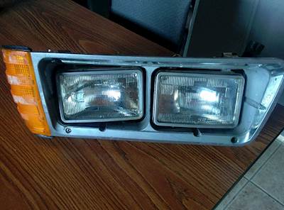 Freightliner FLD120 Headlight Assembly