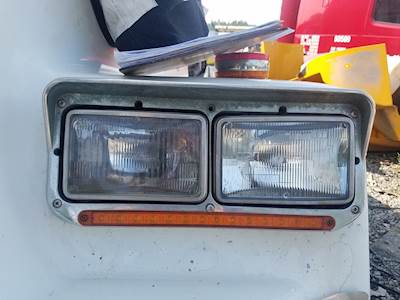 Freightliner FLD120SD Headlight Assembly