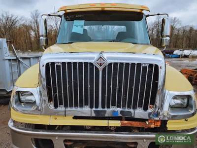International 7600 Headlight Assembly