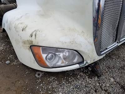 Kenworth T660 Headlight Assembly