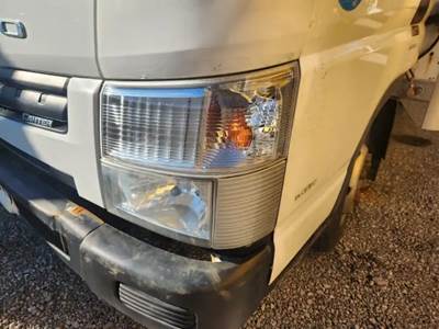 Mitsubishi FEC92S Headlight Assembly