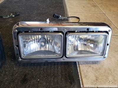 Western Star 4900SA Headlight Assembly for a 2018 Western Star 4900 SA