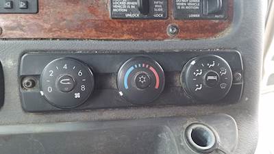 Freightliner Cascadia 125 Heater / AC Temp Control