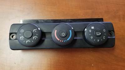 Freightliner Cascadia 125 Heater / AC Temp Control