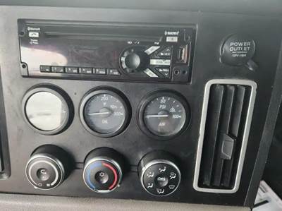 Freightliner Cascadia 126 Heater / AC Temp Control