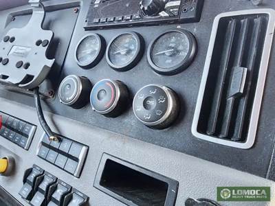 Freightliner Cascadia Heater / AC Temp Control for a 2018 Freightliner Cascadia 123