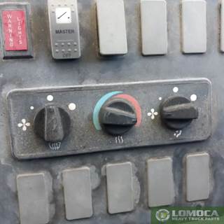 Freightliner FS65 Chassis Heater / AC Temp Control