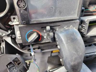 Hino 195 Heater / AC Temp Control