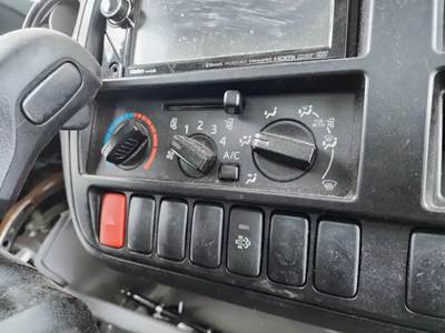 Hino 195 Heater / AC Temp Control