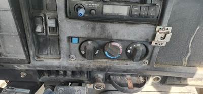 International 4700 LP Heater / AC Temp Control for a 1995 International 4700 LOW PROFILE