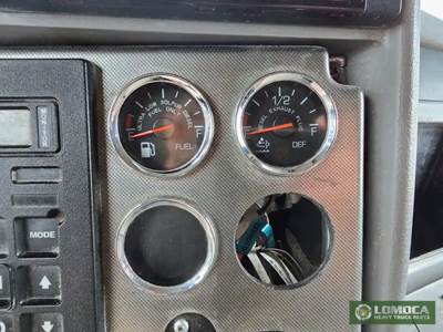 2017 Kenworth T370 Fuel and DEF Level Gauge Dash Panel